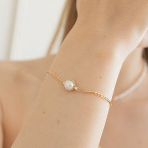 Pearl Blossom Gold Bracelet