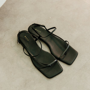 Minimalist Design Flat Sandals