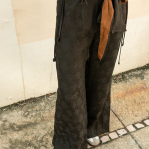 Wide-Legged Pants with Belt